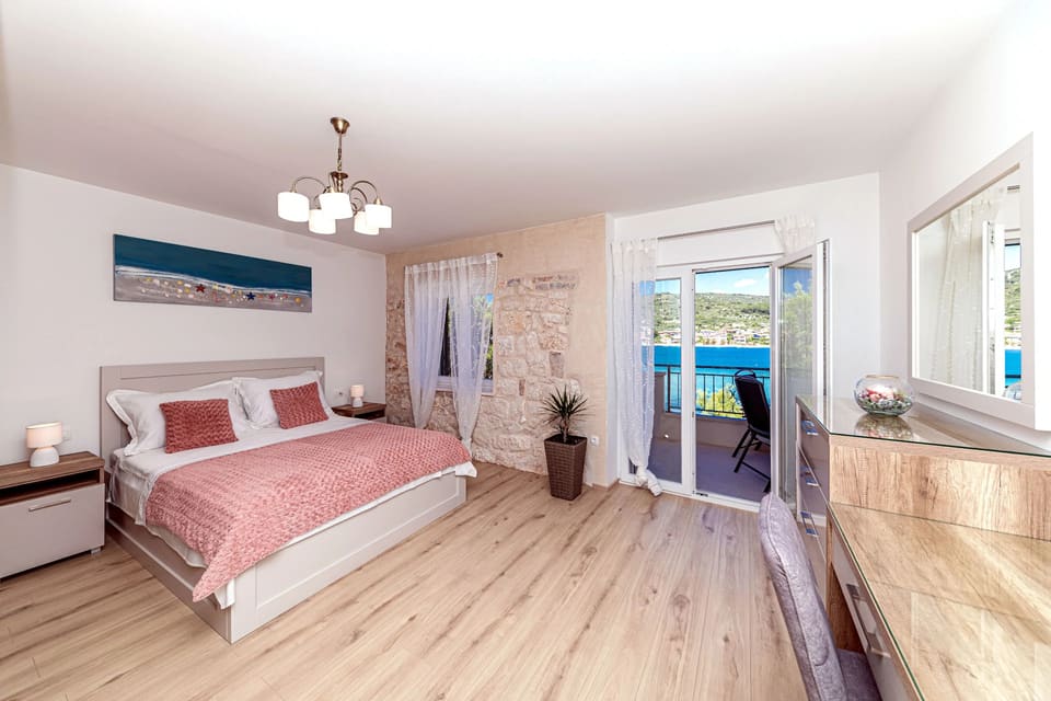 Suite with seaview balcony